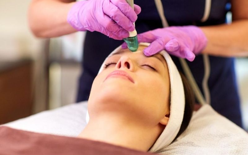 Achieve Maximum Results With a Medical-Grade Deep Cleansing Facial